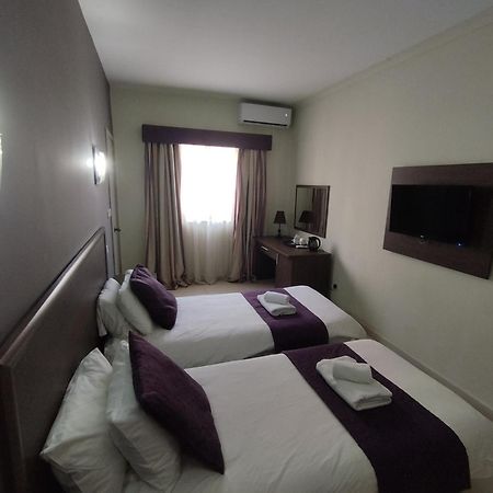 סליאמה The Windsor Hotel מראה חיצוני תמונה