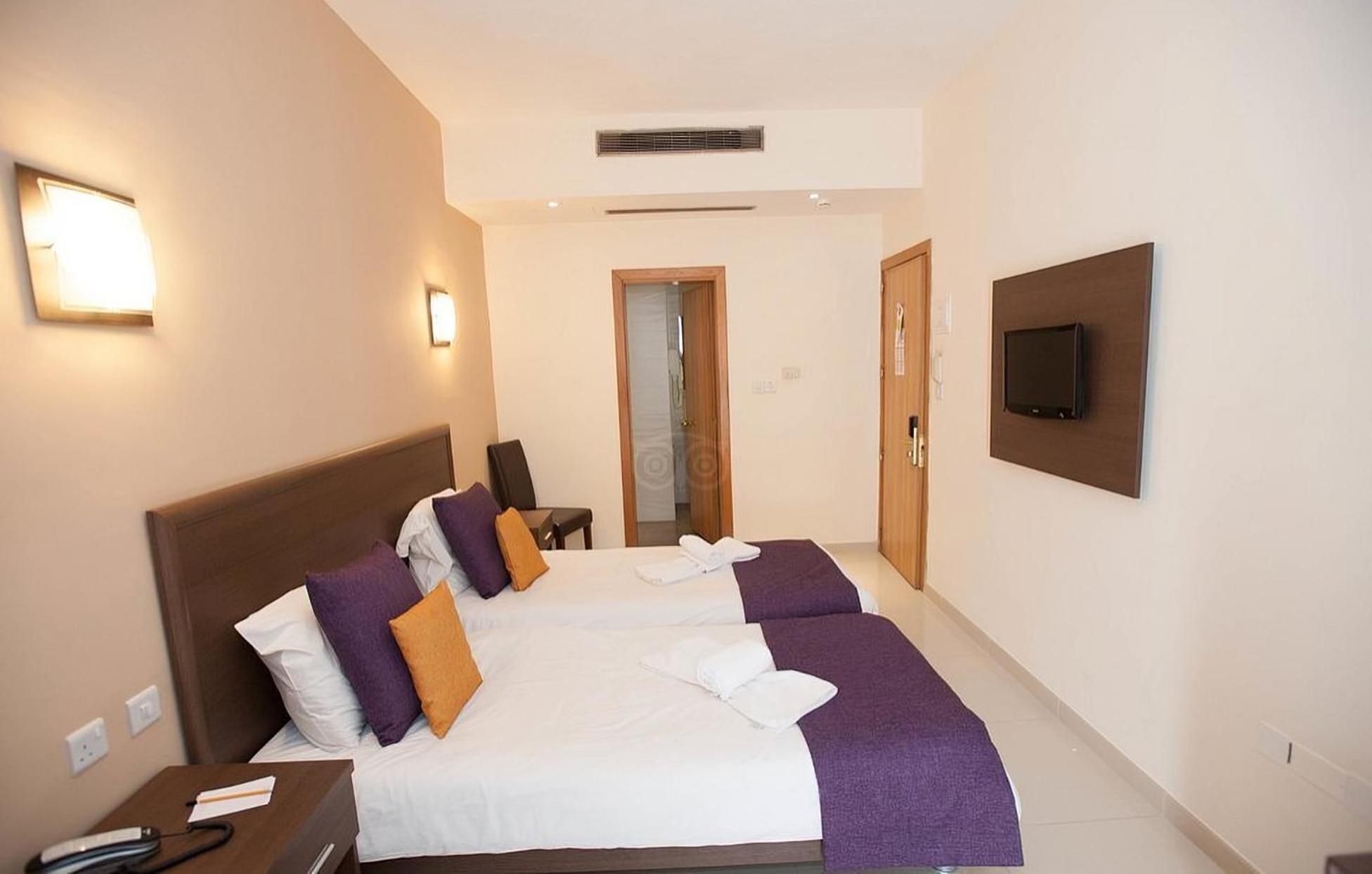 סליאמה The Windsor Hotel מראה חיצוני תמונה